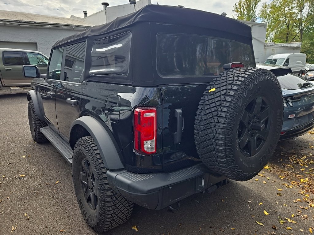 Used 2022 Ford Bronco Black Diamond AWD/4WD image 4
