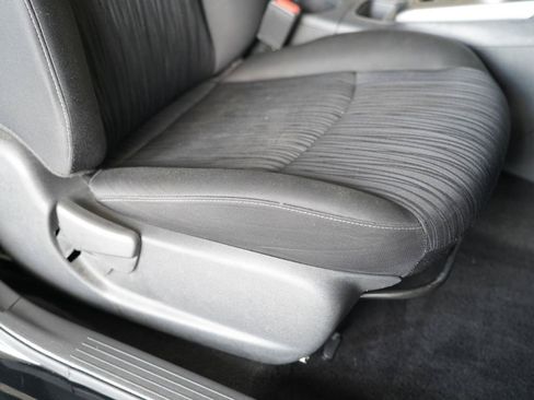 Used 2019 Nissan Sentra SV FWD image 30