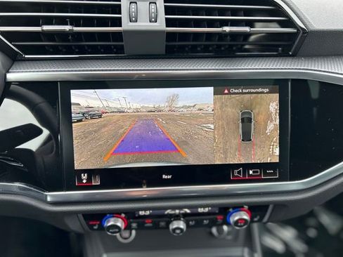 Used 2025 Audi Q3 2.0T Premium Plus image 26