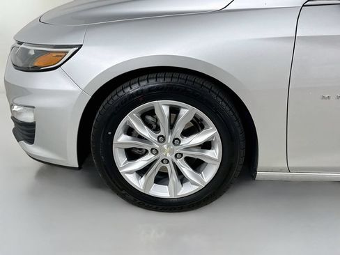 Used 2020 Chevrolet Malibu LT FWD image 36