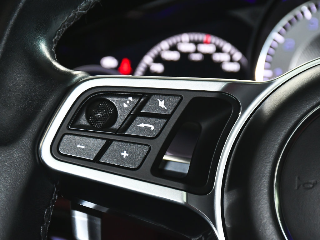 Used 2023 Porsche Cayenne GTS w/ Premium Package Plus AWD/4WD image 44