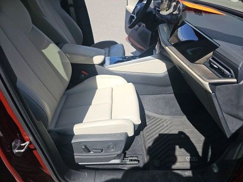 Used 2025 Audi Q5 Premium Plus w/ Premium Plus AWD/4WD image 13