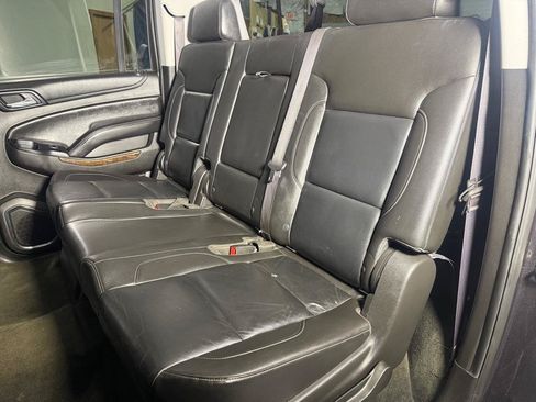 Used 2016 Chevrolet Suburban LT AWD/4WD image 29