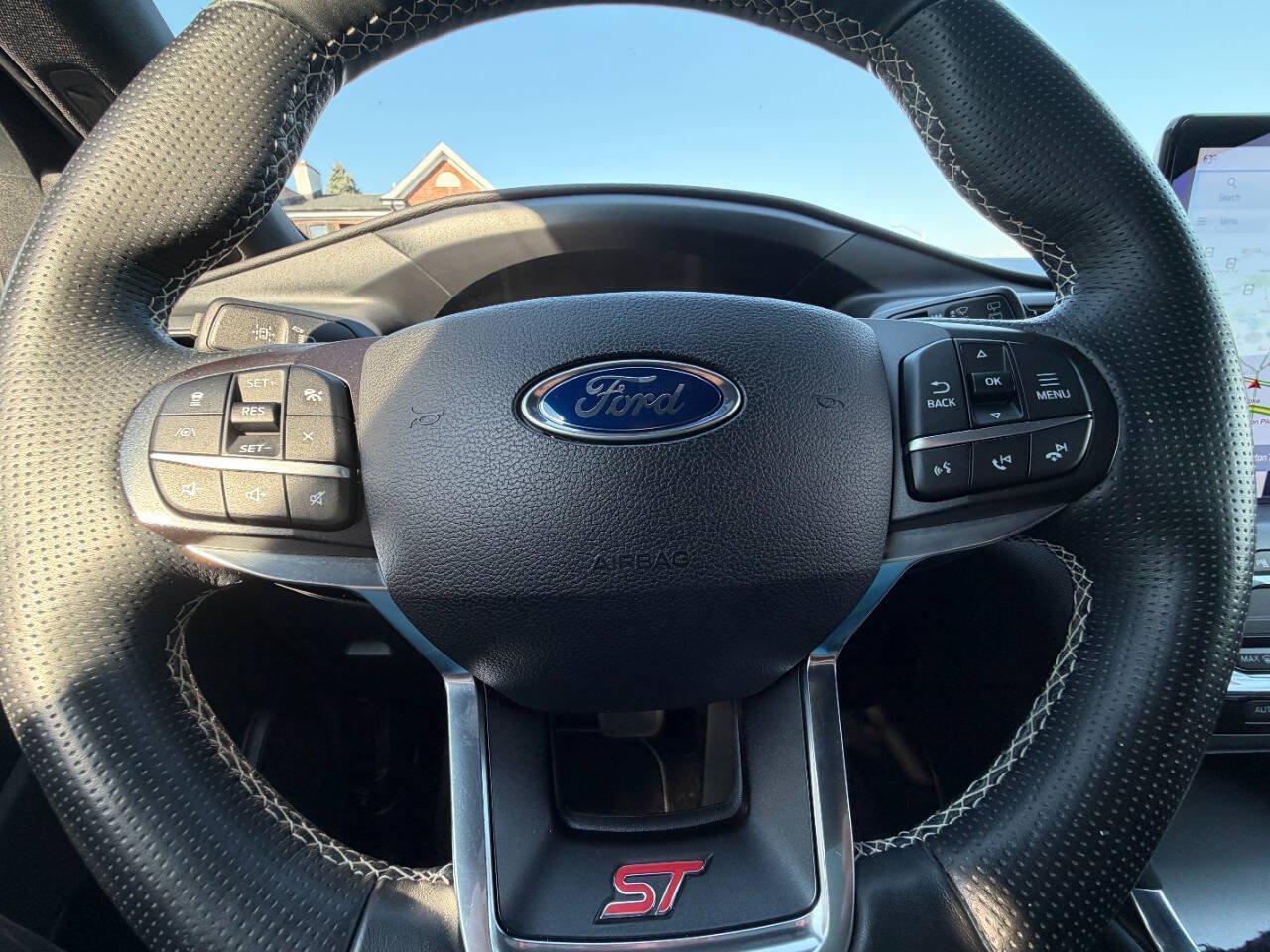 Used 2020 Ford Explorer ST w/ Premium Technology Package AWD/4WD image 27