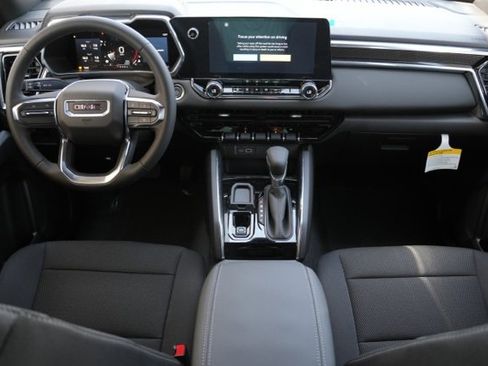 New 2025 GMC Canyon Elevation w/ Convenience Package image 2