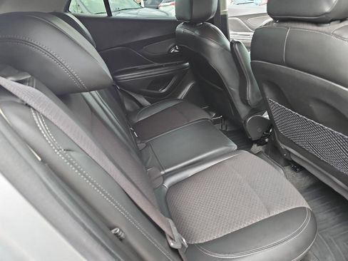Used 2018 Buick Encore Preferred AWD/4WD image 19