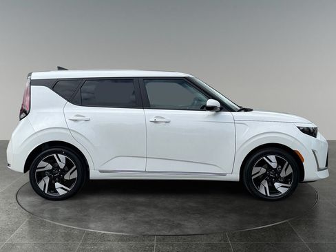 Used 2025 Kia Soul GT-Line FWD image 10