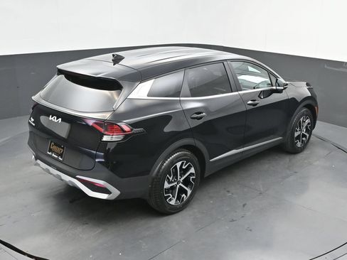 Used 2024 Kia Sportage EX FWD image 31