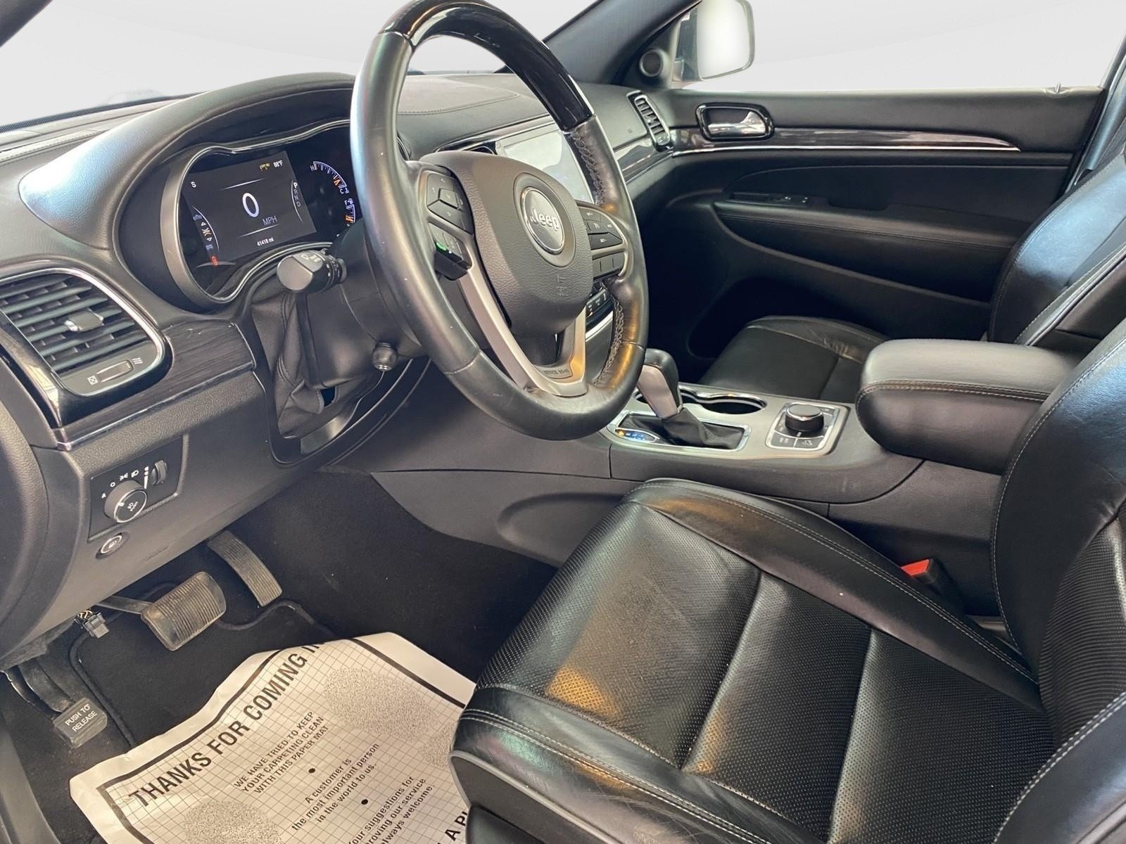 Used 2019 Jeep Grand Cherokee Overland AWD/4WD image 20