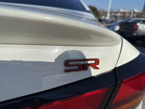 Certified 2023 Nissan Altima 2.0 SR image 4