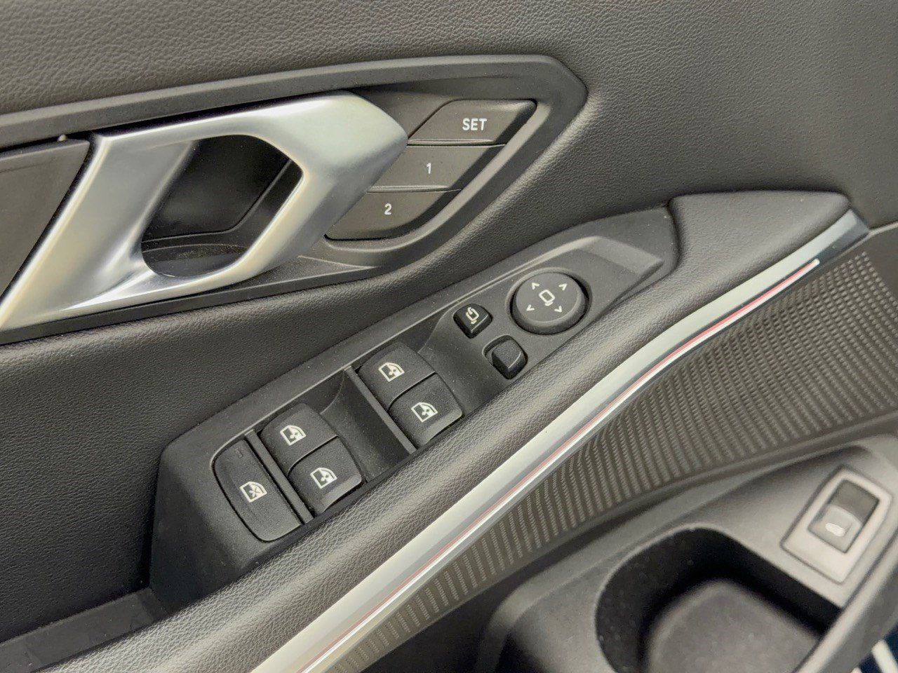 Certified 2025 BMW 330i Sedan RWD image 15