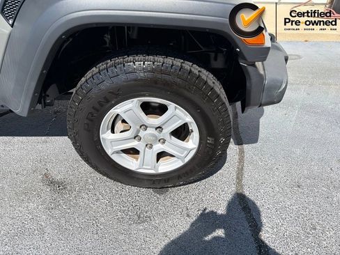 Used 2022 Jeep Wrangler Unlimited Sport AWD/4WD image 18