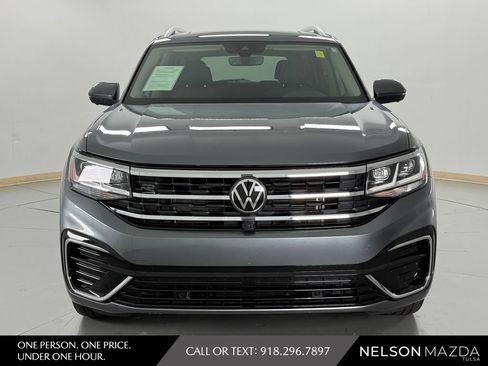 Used 2023 Volkswagen Atlas SEL Premium R-Line AWD/4WD image 2