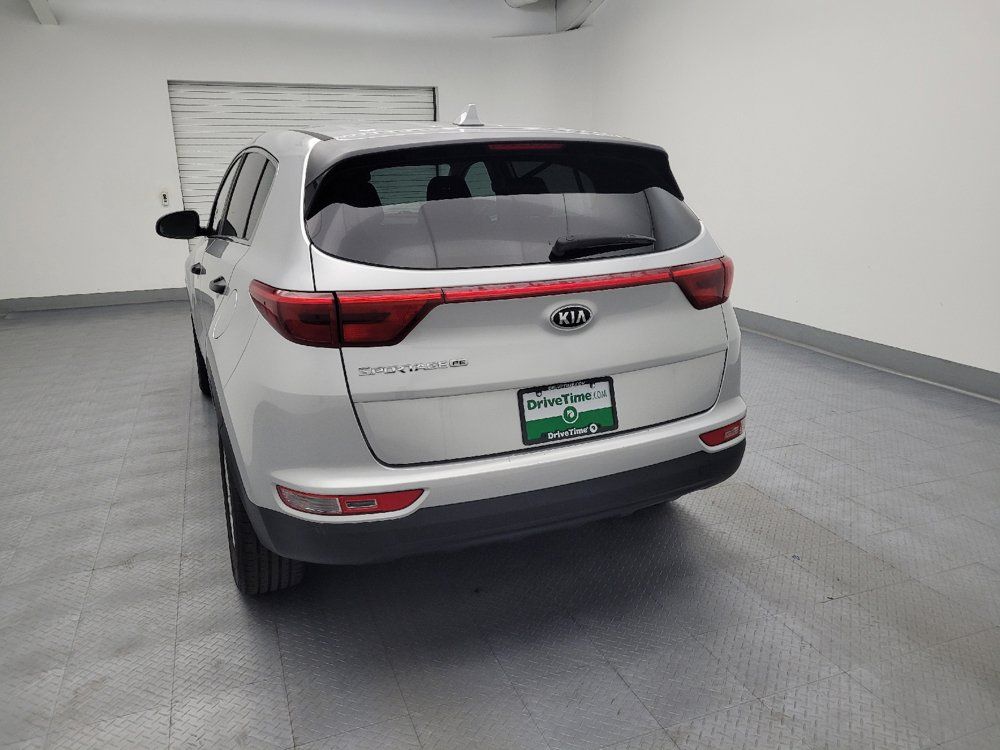 Used 2019 Kia Sportage LX FWD image 6