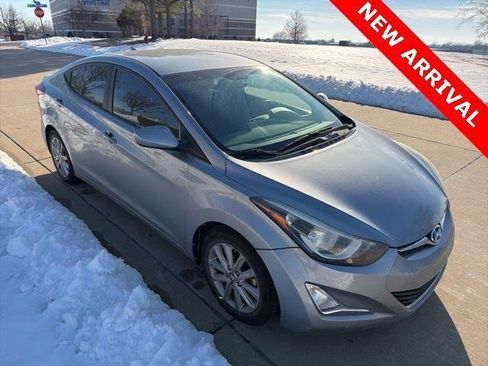 Used 2015 Hyundai Elantra SE w/ Option Group 02 image 1