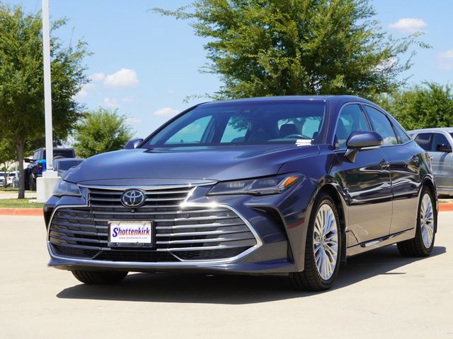 Used 2020 Toyota Avalon Limited w/ Advanced Safety Package FWD image 3