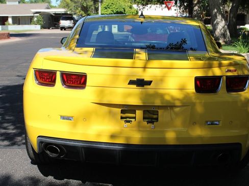 Used 2010 Chevrolet Camaro SS w/ RS Package RWD image 29