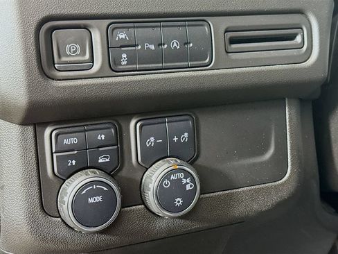 Used 2023 Chevrolet Tahoe RST AWD/4WD image 10