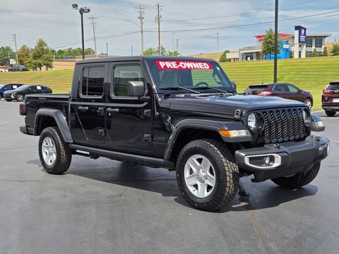 Used 2022 Jeep Gladiator Sport AWD/4WD image 7