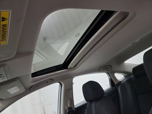 Used 2019 Honda Civic EX image 24