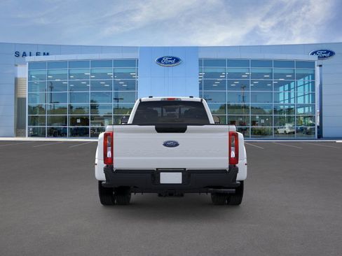 New 2026 Ford F450 XL w/ XL Driver Assist Package image 6