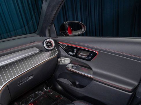 Certified 2024 Mercedes-Benz GLC 43 AMG 4MATIC image 22