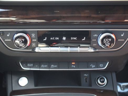 Used 2018 Audi Q5 2.0T Premium Plus w/ Premium Plus Package image 29