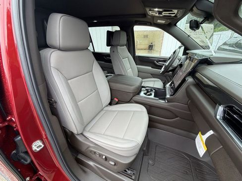 New 2026 GMC Yukon XL Elevation w/ Elevation Premium Package AWD/4WD image 29
