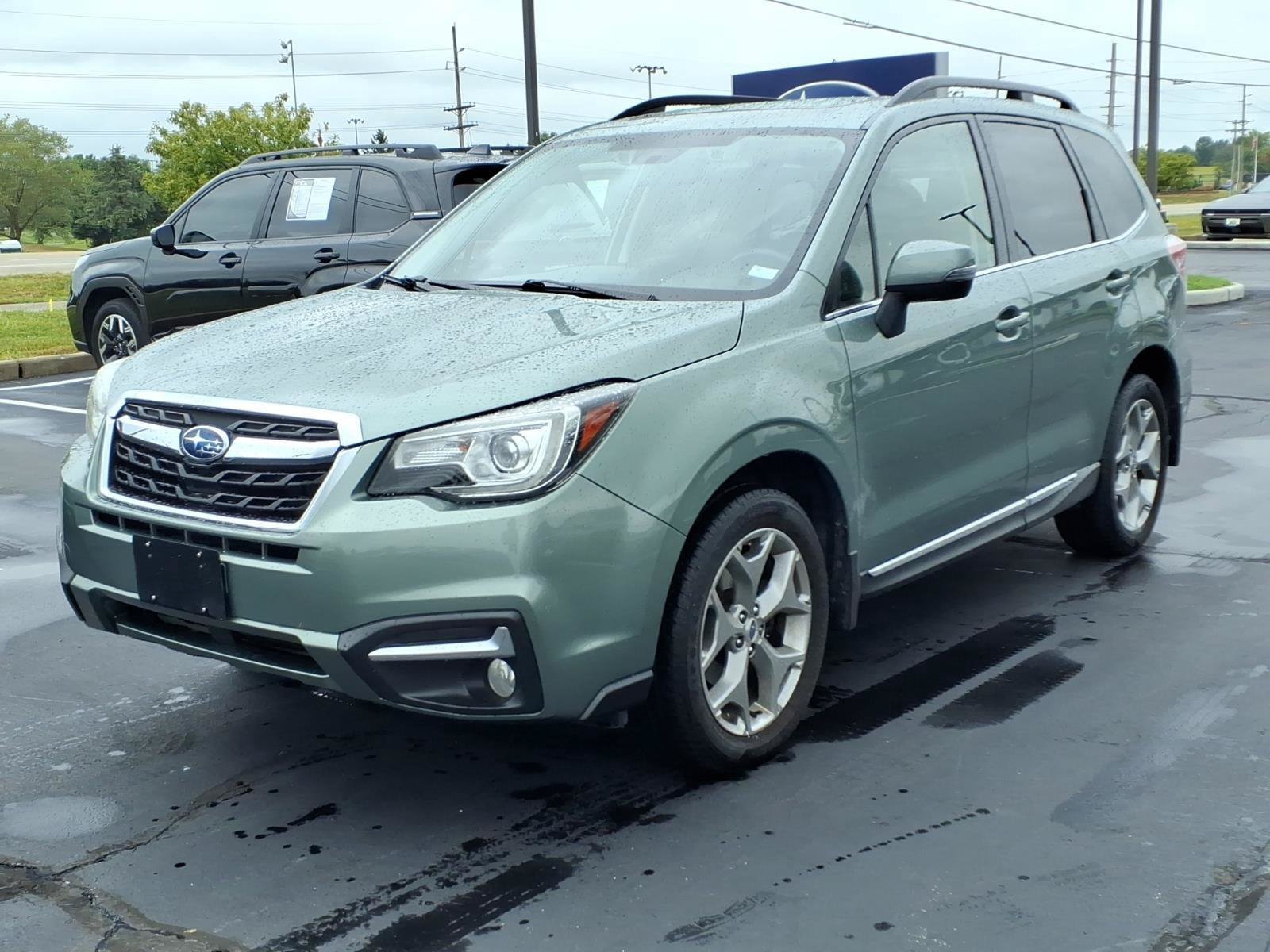Used 2017 Subaru Forester 2.5i Touring AWD/4WD image 2