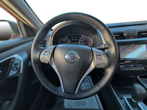 Used 2013 Nissan Altima 2.5 SV w/ 2.5SV Convenience Pkg FWD image 11