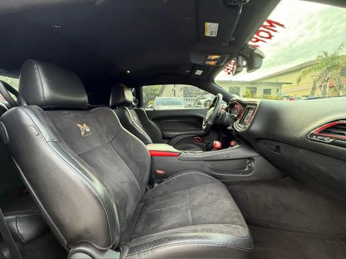 Used 2019 Dodge Challenger R/T Scat Pack w/ Widebody Package RWD image 12