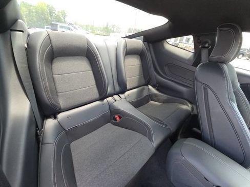 Used 2025 Ford Mustang Coupe RWD image 10