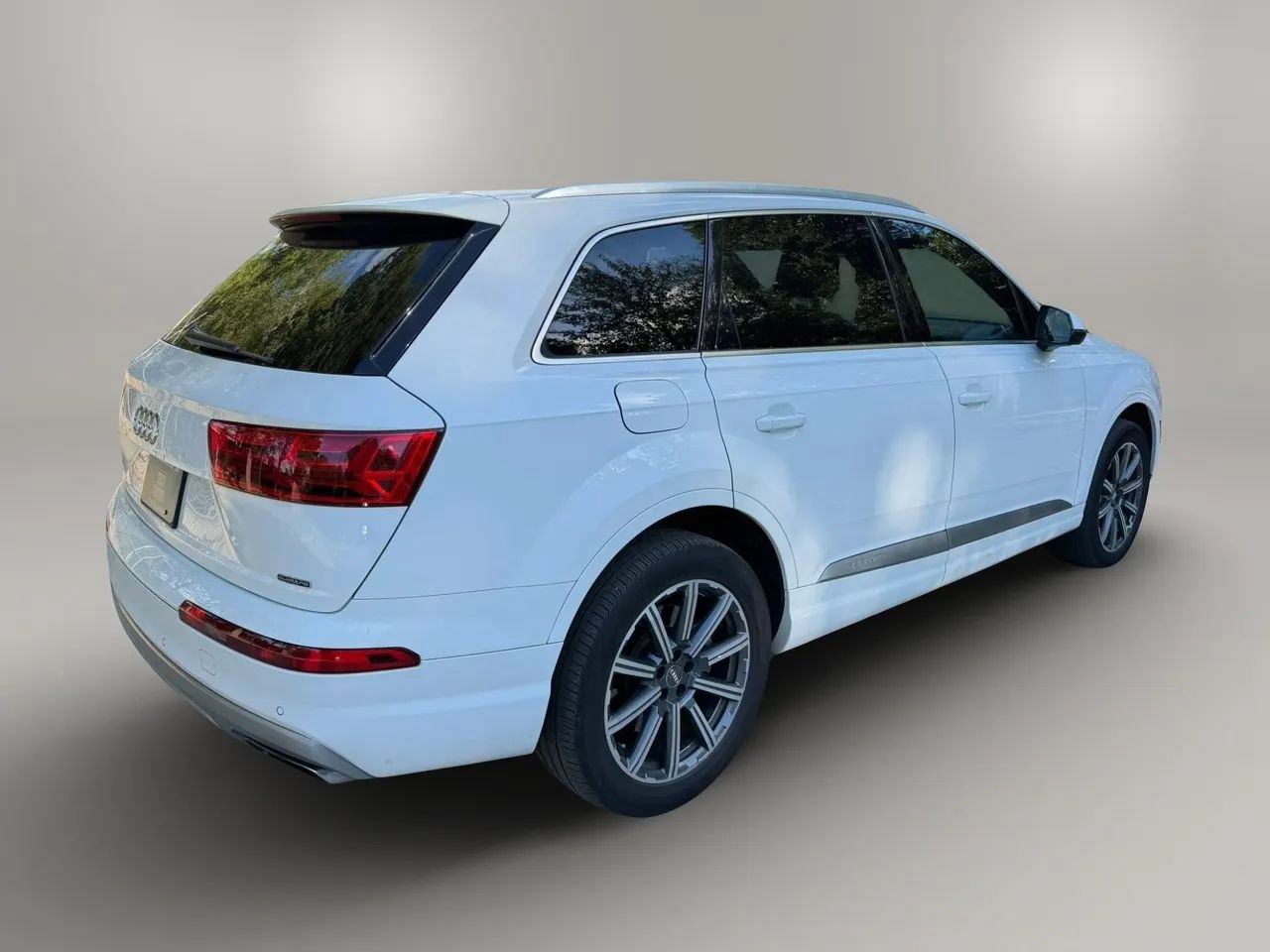 Used 2019 Audi Q7 2.0T Premium AWD/4WD image 9