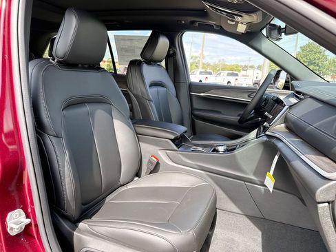 New 2026 Jeep Grand Cherokee Limited w/ Limited Altitude Package RWD image 26