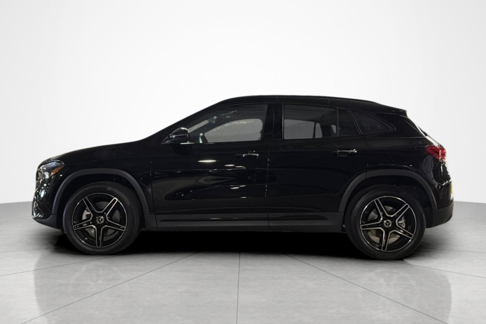 New 2026 Mercedes-Benz GLA 250 image 2