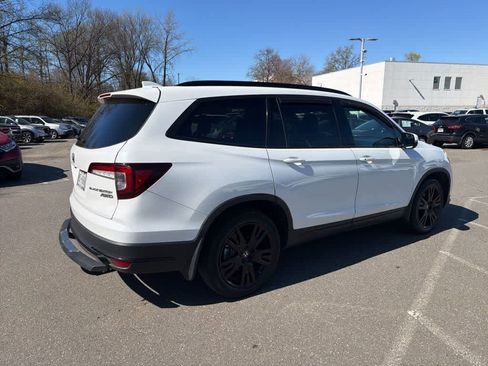 Used 2022 Honda Pilot Black Edition image 9
