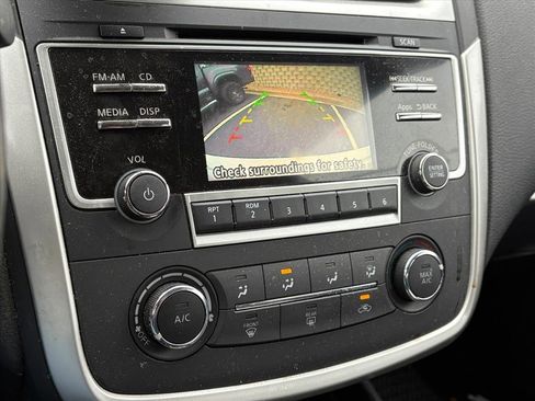Used 2016 Nissan Altima 2.5 SR image 9