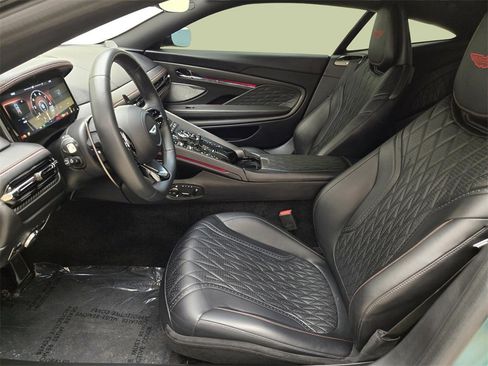 Used 2024 Aston Martin DB12 Coupe image 13