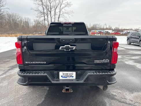 Used 2024 Chevrolet Silverado 3500 High Country w/ High Country Premium Package image 6