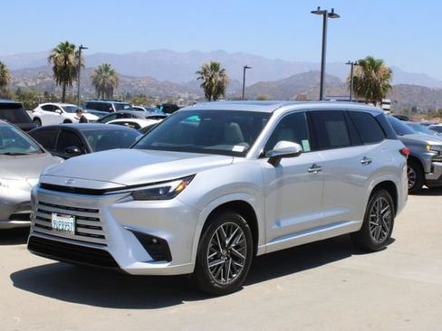 Certified 2025 Lexus TX 350 AWD w/ Technology Package image 3