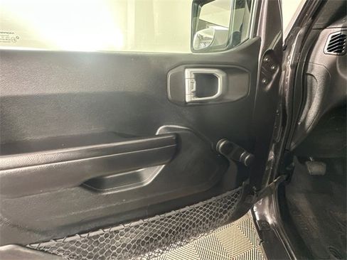 Certified 2020 Jeep Wrangler Sport image 12