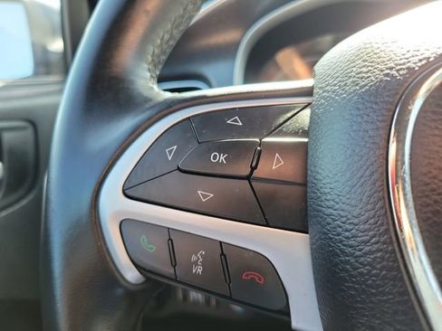 Used 2016 Dodge Charger SXT RWD image 21