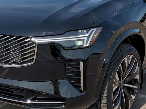 Used 2026 Volvo XC90 B6 Plus w/ Protection Package Premier AWD/4WD image 10