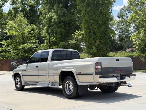 Used 1997 Dodge Ram 3500 Truck 2WD Club Cab image 19