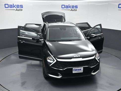 Used 2023 Kia Sportage LX AWD/4WD image 56