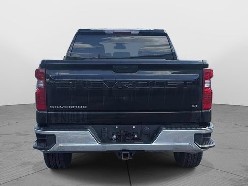Used 2024 Chevrolet Silverado 1500 LT AWD/4WD image 6