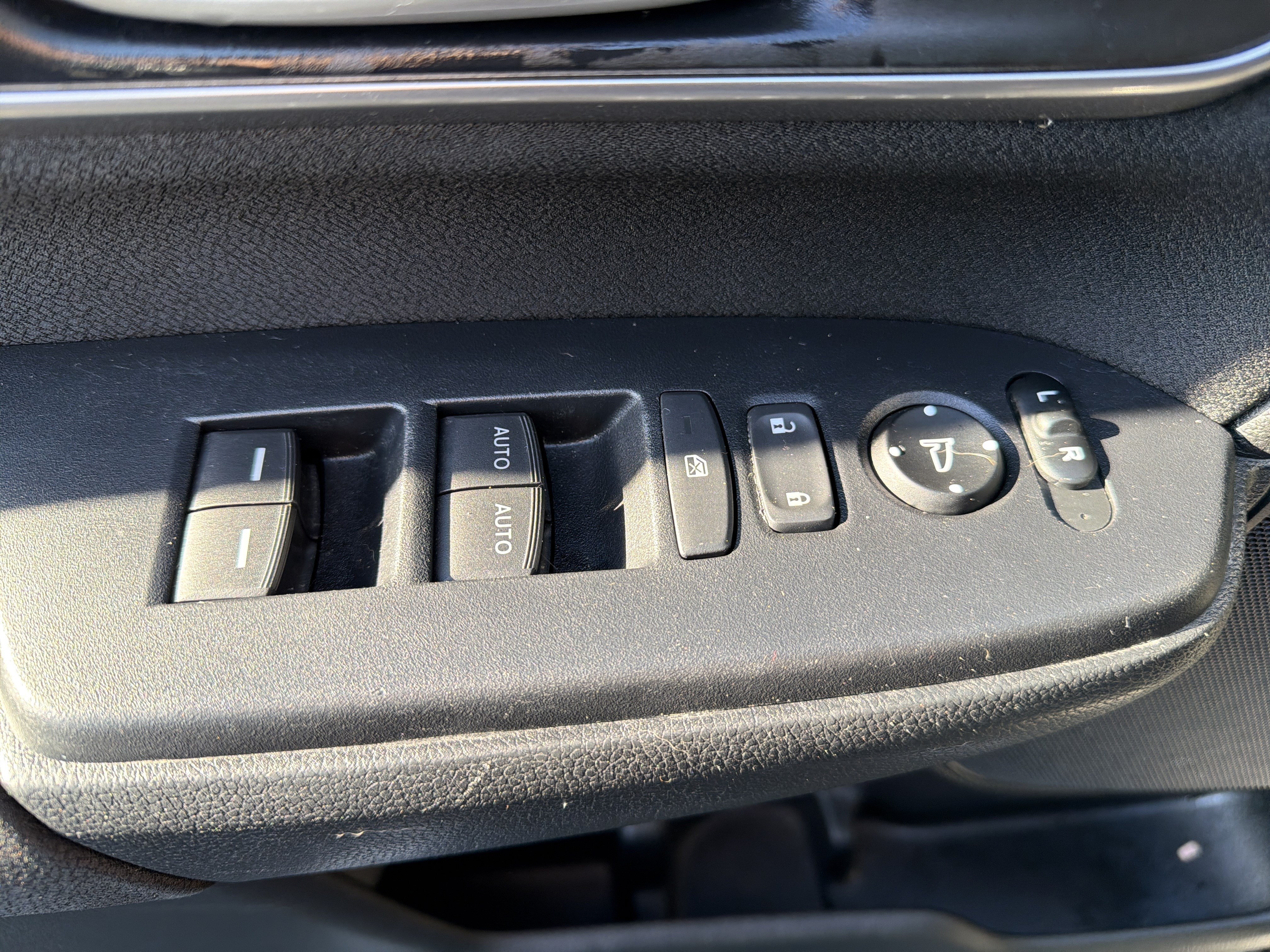 Used 2021 Honda CR-V EX image 14