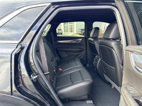 Used 2021 Cadillac XT5 Luxury image 16