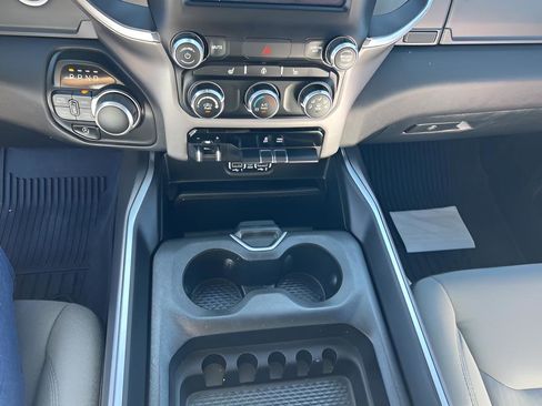 Used 2024 RAM 1500 Big Horn AWD/4WD image 39