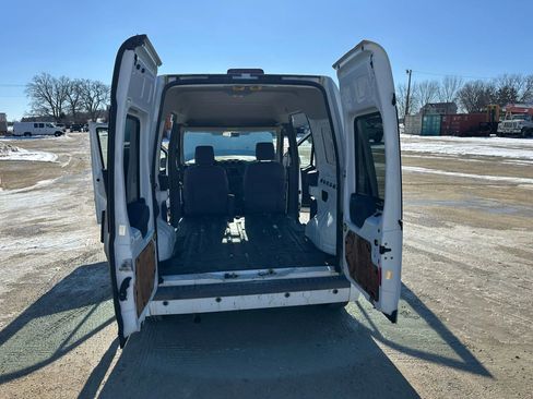 Used 2013 Ford Transit Connect XLT image 14